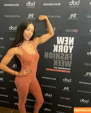 Sasha Banks photo #0085
