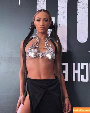 Sasha Banks photo #0110