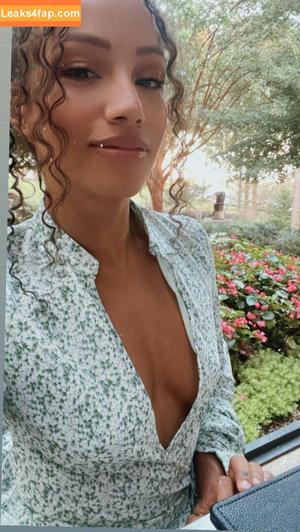 Sasha Banks photo #0531