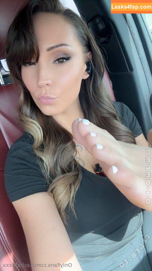 Sasha Foxxx / _sasha_foxx_ / foxxxstudios / https: / sashafoxxx слитое фото фото #0488