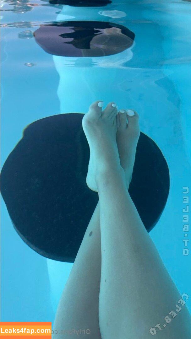 Sasha Foxxx / _sasha_foxx_ / foxxxstudios / https: / sashafoxxx leaked photo photo #0497