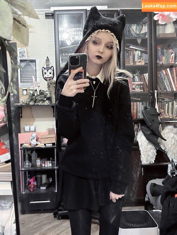 Sasha Gaier / acidjazzsinger / sasha.gaier / yukajevons leaked photo photo #0041