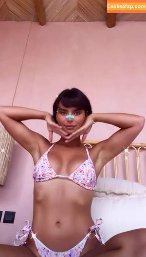 Sasha Ingham photo #0003