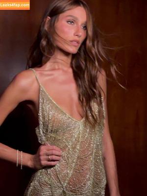 Sasha Meneghel photo #0124