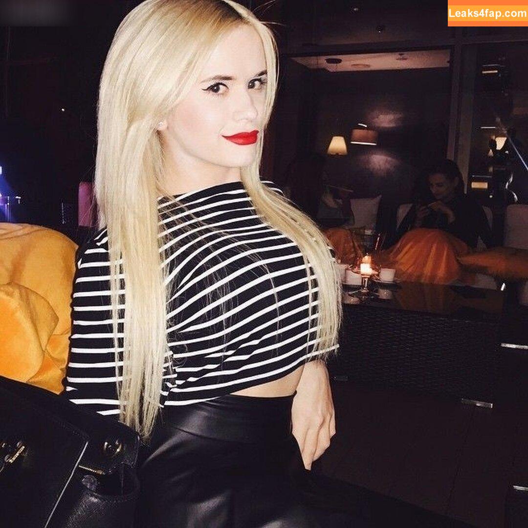Sasha Shatalova /  leaked photo photo #0008