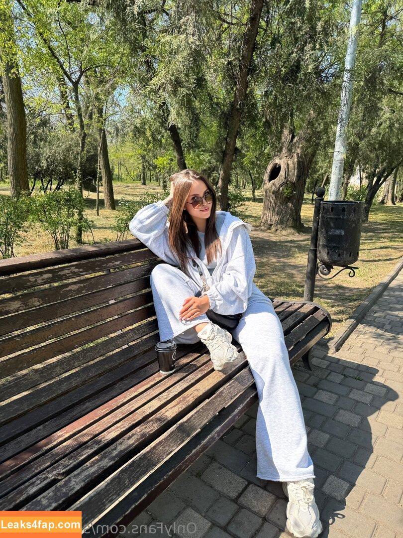 sashaaa_vip / sashaa.vip leaked photo photo #0023