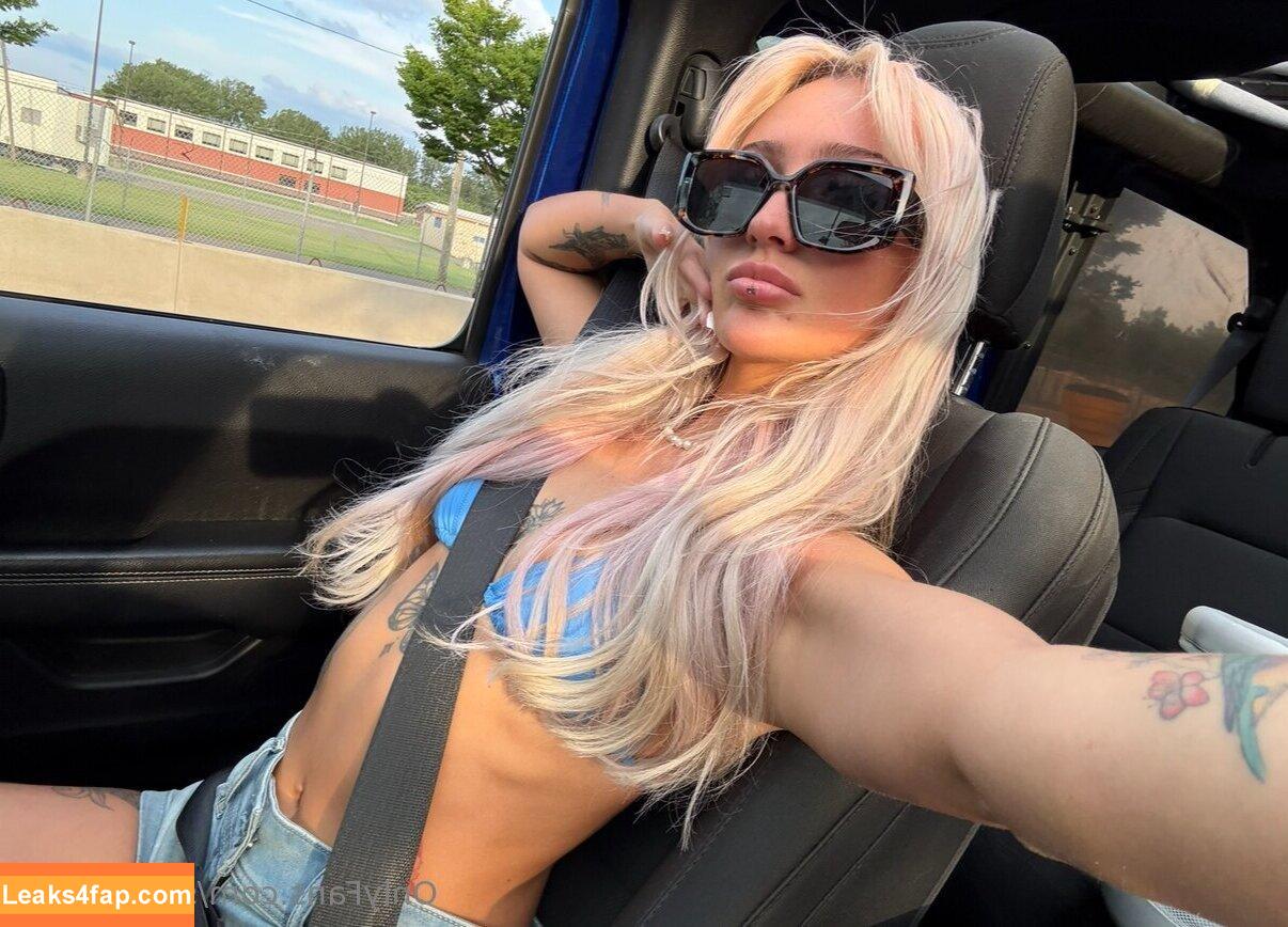 sashacolee /  leaked photo photo #0005
