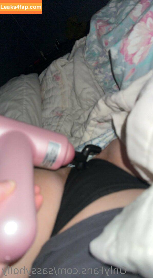 sassyholly /  leaked photo photo #0004