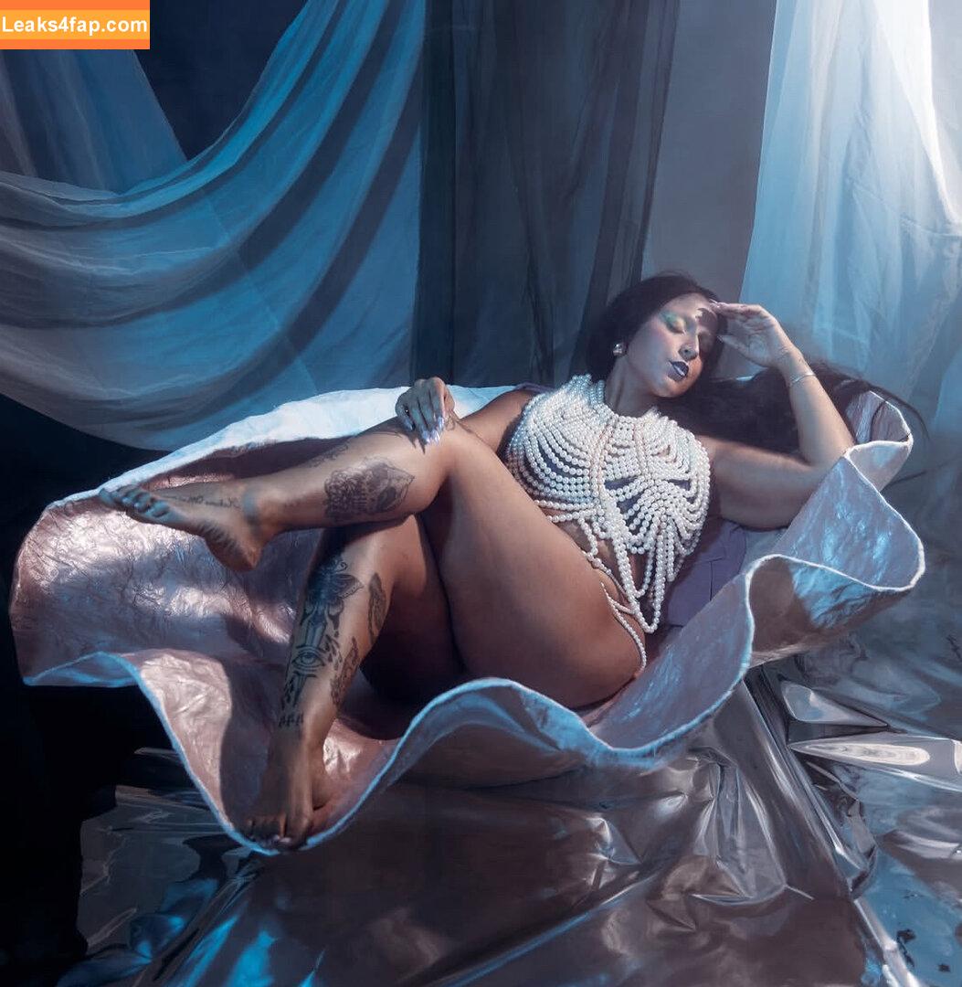 SauceyStassi / https: leaked photo photo #0012