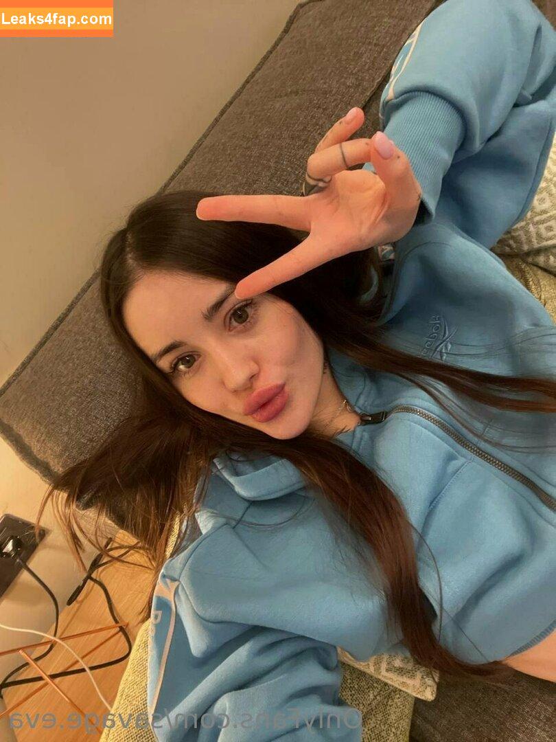 savage.eva / evasavageme leaked photo photo #0075