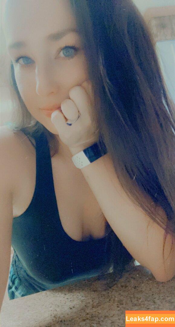 savanahroses / savanahrose / savvy_rose leaked photo photo #0089