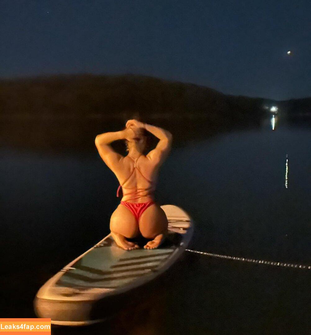savlifts /  leaked photo photo #0005