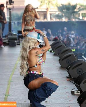 Saweetie photo #0145