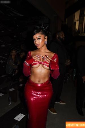 Saweetie photo #0390