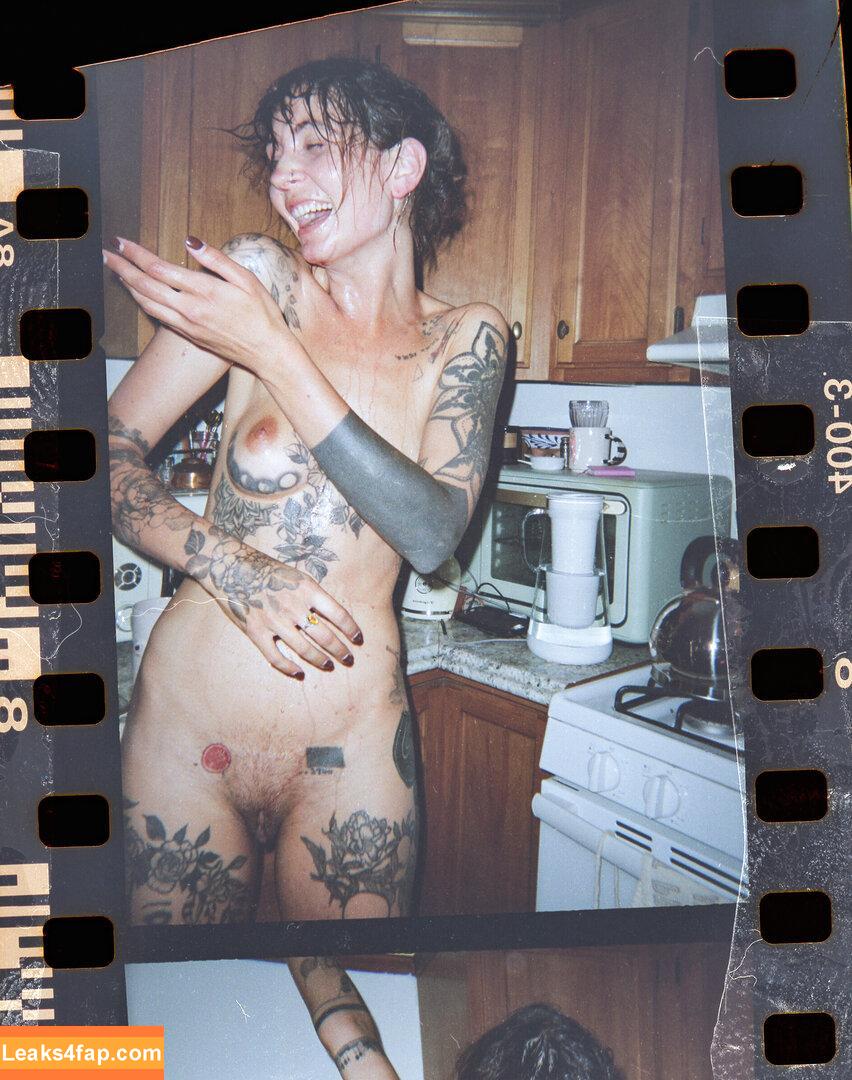 Sawyer Croft / forpersephone leaked photo photo #0025