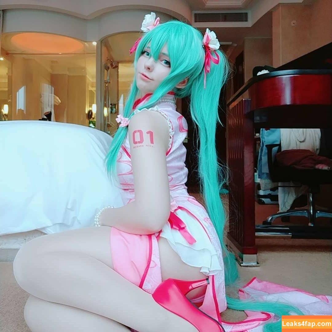 Saya Scarlet / SayaScarlet01 / saya_scarlet / sayascarlet слитое фото фото #0011