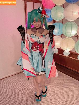 Saya Scarlet photo #0002