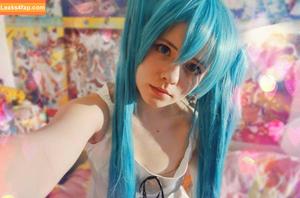 Saya Scarlet photo #0009