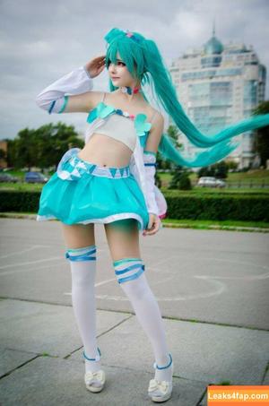 Saya Scarlet photo #0014