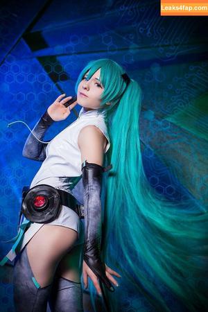 Saya Scarlet photo #0020