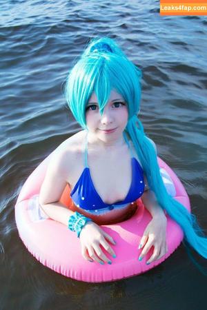 Saya Scarlet photo #0021