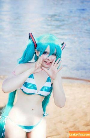 Saya Scarlet photo #0029