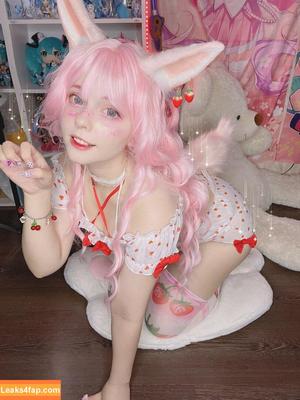 Saya Scarlet photo #0060