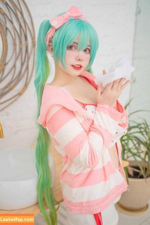 Saya Scarlet photo #0082