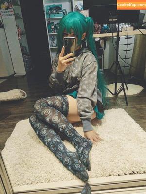 Saya Scarlet photo #0121