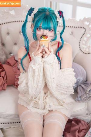 Saya Scarlet photo #0544