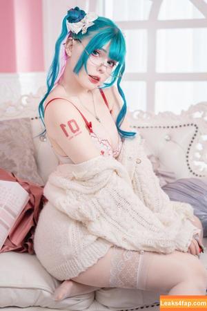 Saya Scarlet photo #0545