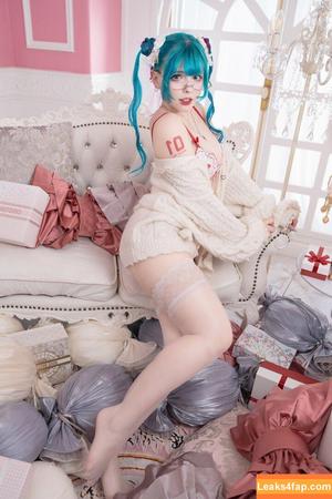 Saya Scarlet photo #0546