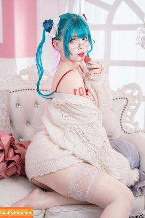 Saya Scarlet photo #0548