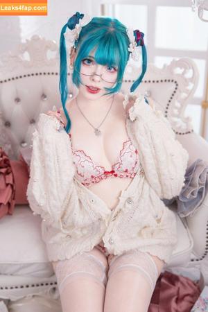 Saya Scarlet photo #0550