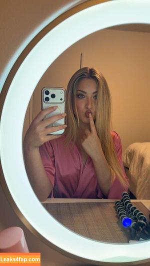 Scarlet Aviram photo #0124