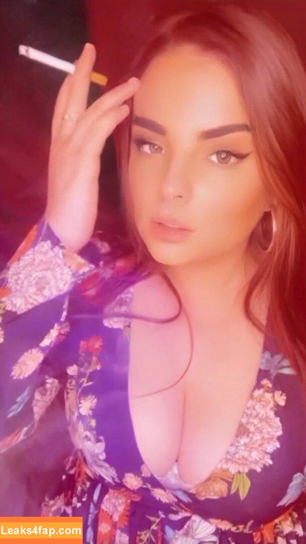 scarletjames301 /  leaked photo photo #0086