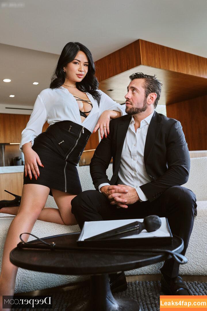 Scarlett Alexis / ScarlettAlexi3 / alexisscarlet / aphrodite_pandemos5 leaked photo photo #1297