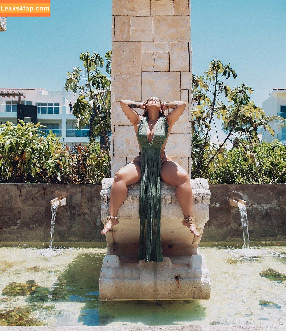 Scarlett Cakez / Scarlett Fever / scarlett4real / scarlettcakez / the_scarlett_fever leaked photo photo #0181