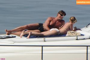 Scarlett Johansson photo #0492