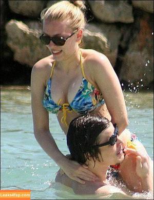 Scarlett Johansson photo #0493