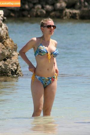 Scarlett Johansson photo #0496