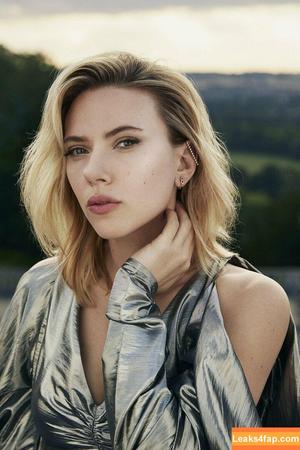 Scarlett Johansson photo #0544