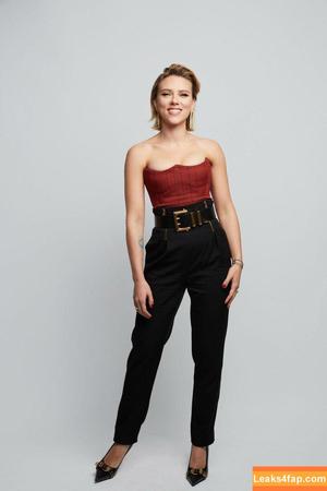 Scarlett Johansson photo #0586