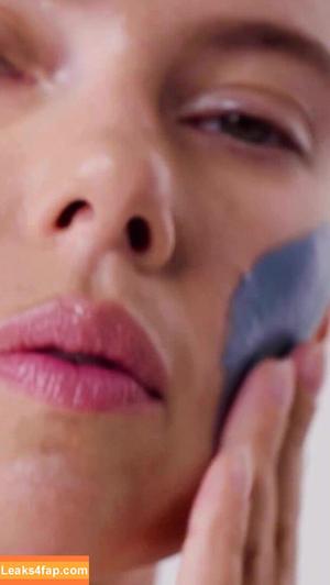 Scarlett Johansson photo #0658