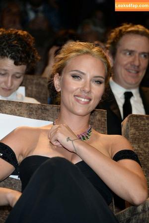 Scarlett Johansson photo #0669