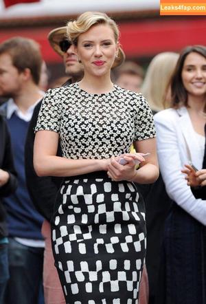 Scarlett Johansson photo #0695