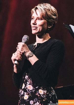 Scarlett Johansson photo #0704