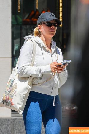 Scarlett Johansson фото #1450