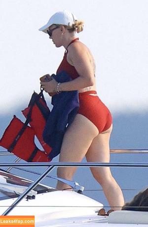 Scarlett Johansson фото #1596