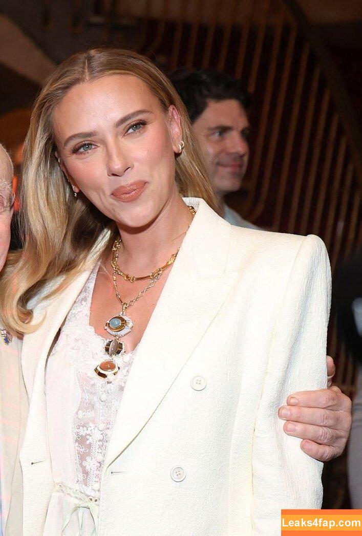 Scarlett Johansson / scarlettjohanson / scarlettjohanssonworld leaked photo photo #2939